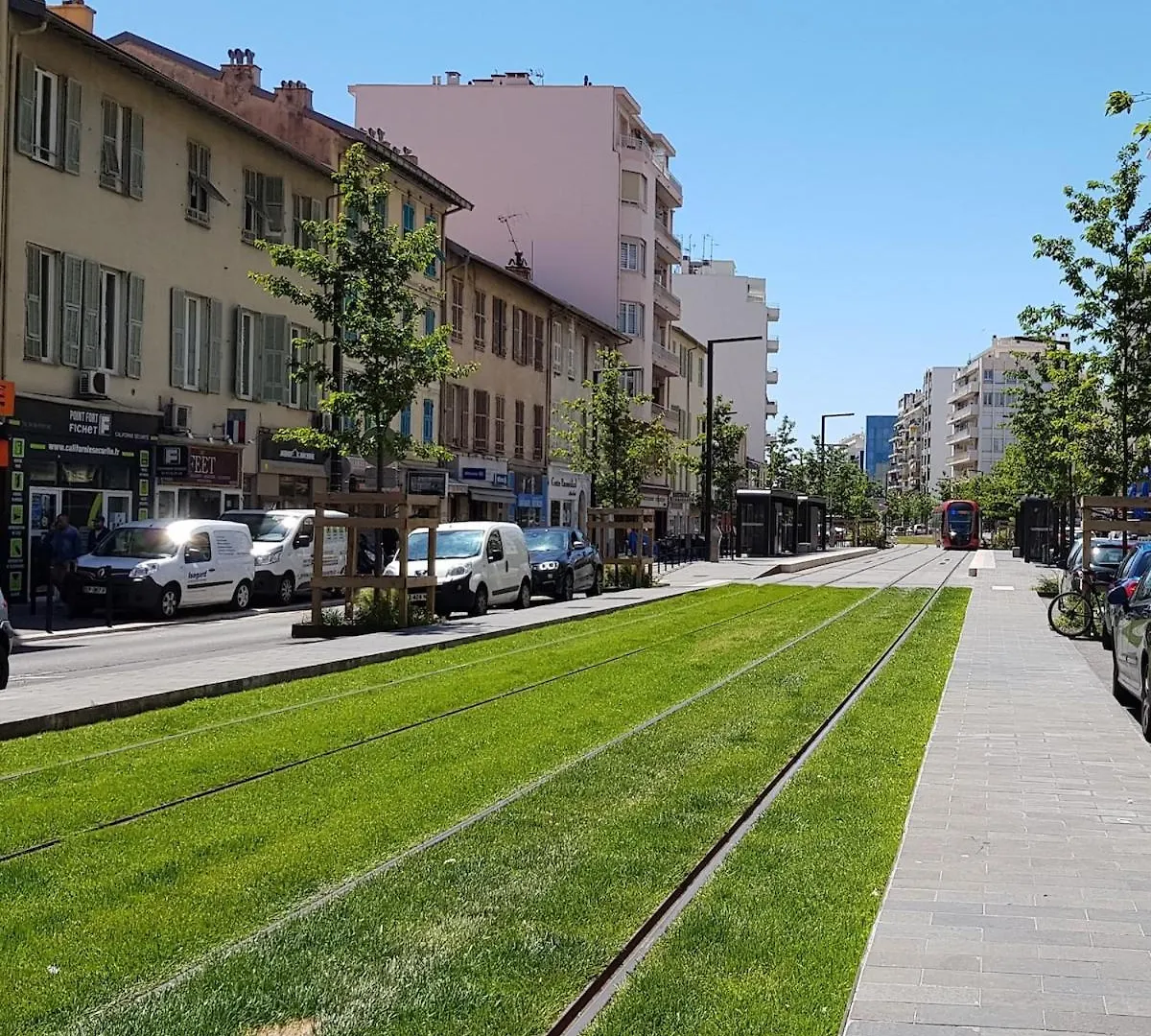 Βίλα Maison Calme Avec Jardin, Proche Des Transports Νίκαια