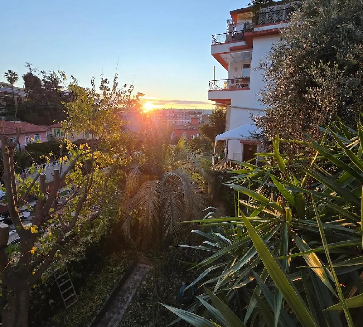 Maison Calme Avec Jardin, Proche Des Transports Nice 0*,